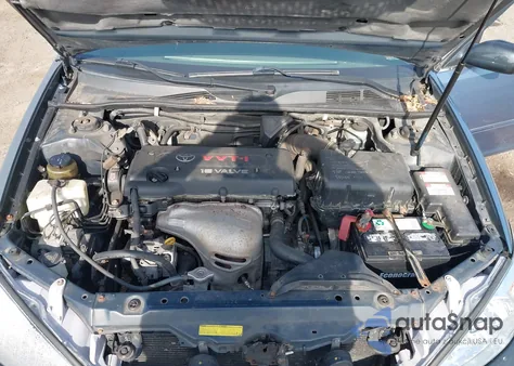 2002 Toyota Camry Le z USA, uszkodzony, nr VIN 4T1BE32K92U624428